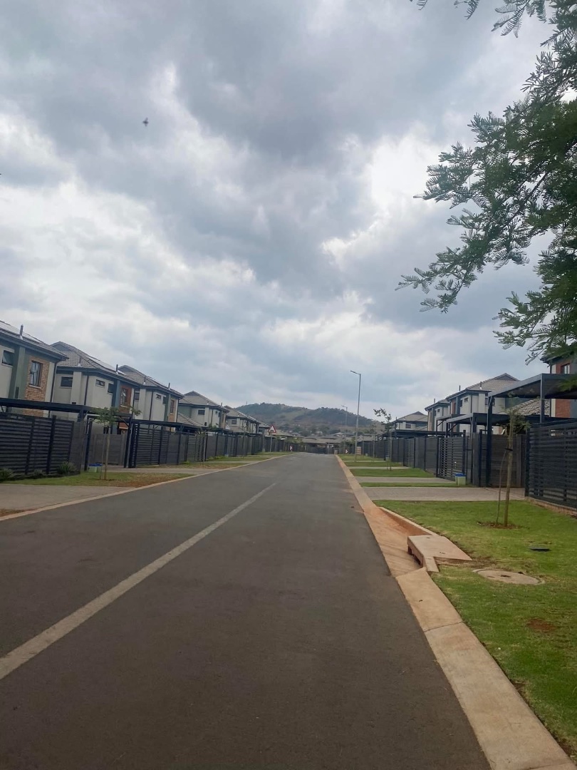 4 Bedroom Property for Sale in Lotus Gardens Gauteng