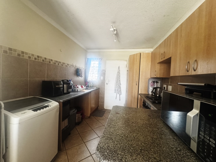 2 Bedroom Property for Sale in Twee Riviere Lifestyle Estate Gauteng
