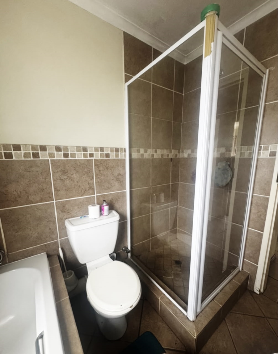 2 Bedroom Property for Sale in Twee Riviere Lifestyle Estate Gauteng