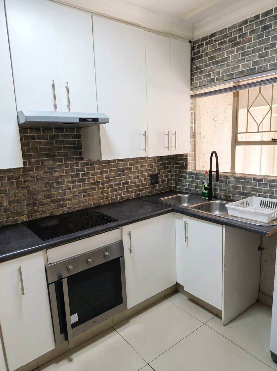 2 Bedroom Property for Sale in Buccleuch Gauteng