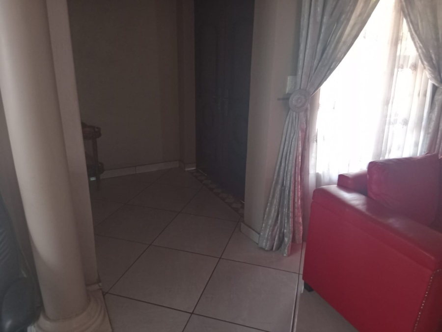 3 Bedroom Property for Sale in East Lynne Gauteng