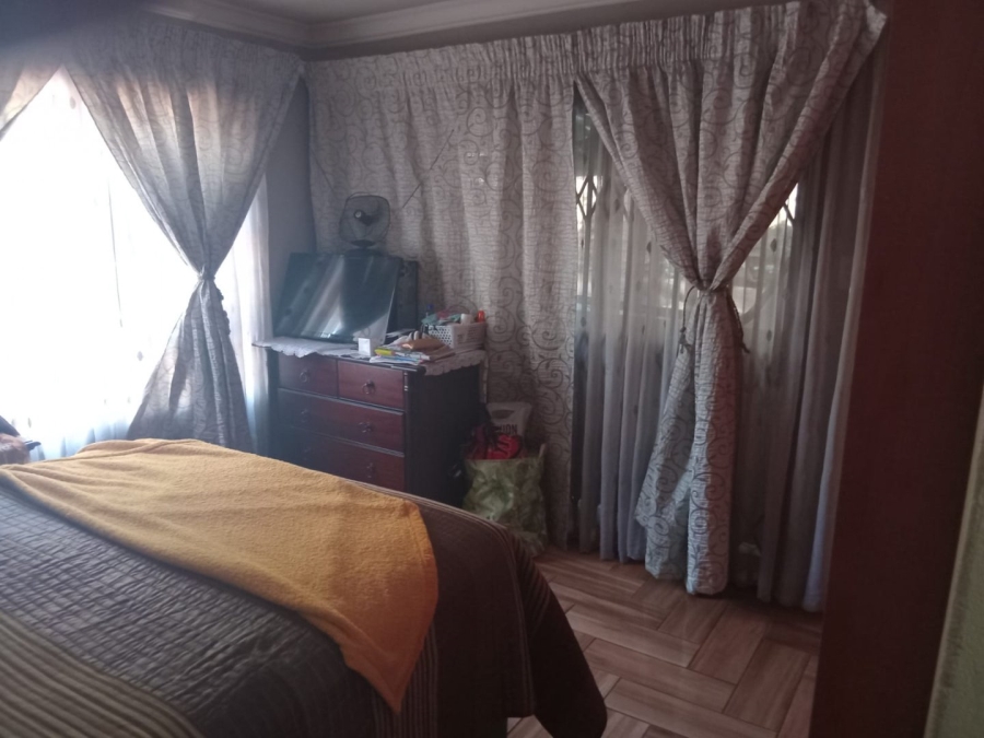 3 Bedroom Property for Sale in East Lynne Gauteng
