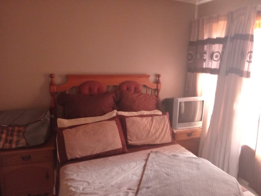 3 Bedroom Property for Sale in East Lynne Gauteng