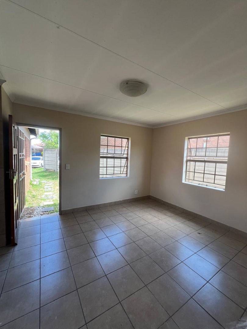 3 Bedroom Property for Sale in Thatch Hill Estate Gauteng