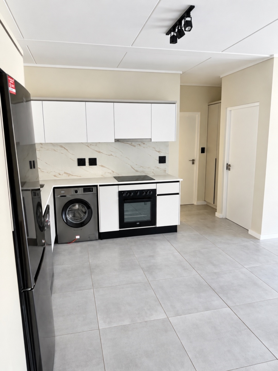 To Let 2 Bedroom Property for Rent in Crowthorne AH Gauteng