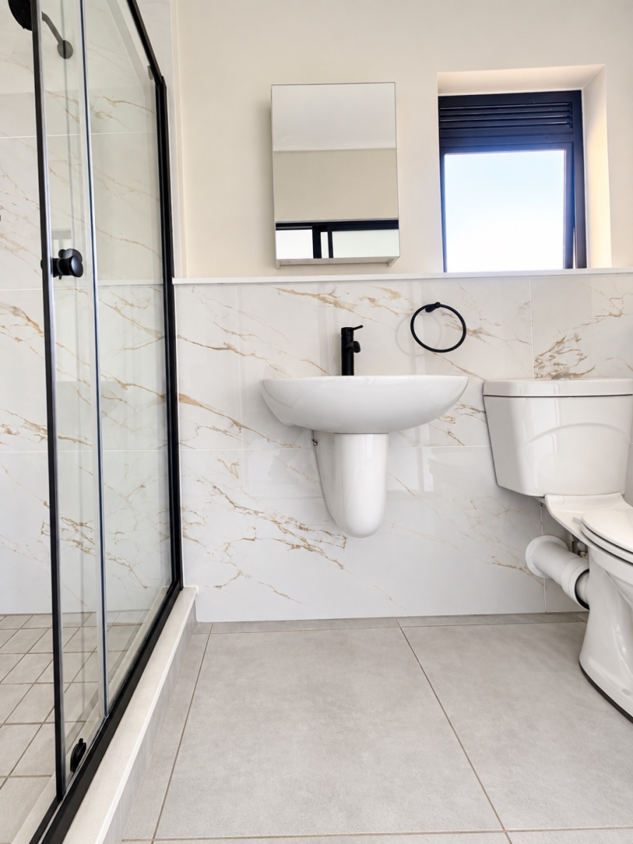 To Let 2 Bedroom Property for Rent in Crowthorne AH Gauteng