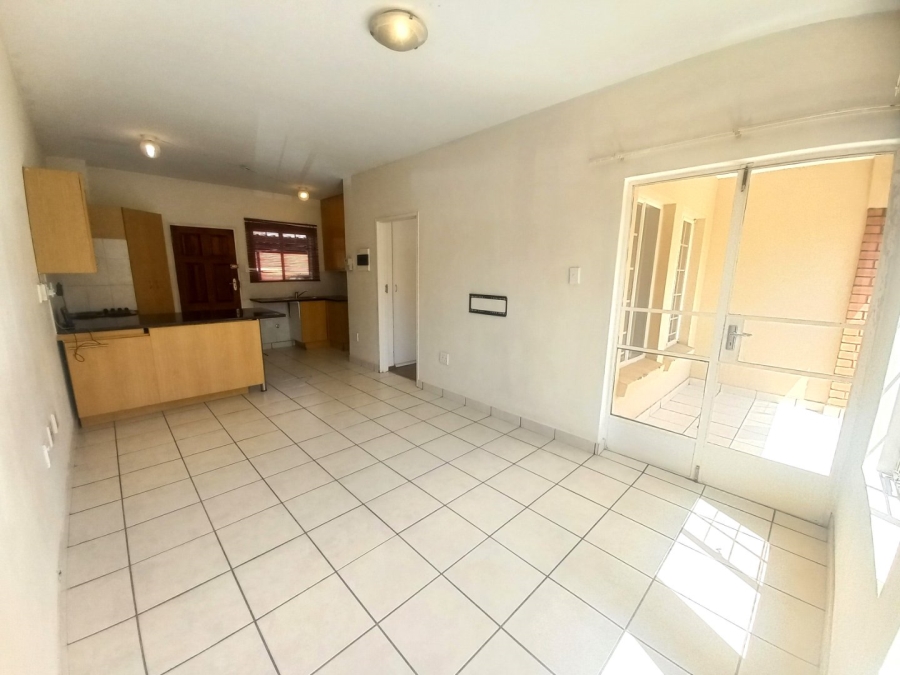 To Let 1 Bedroom Property for Rent in Kosmosdal Gauteng
