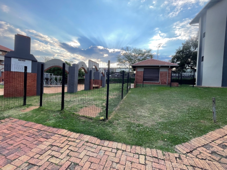 To Let 2 Bedroom Property for Rent in Carlswald Gauteng
