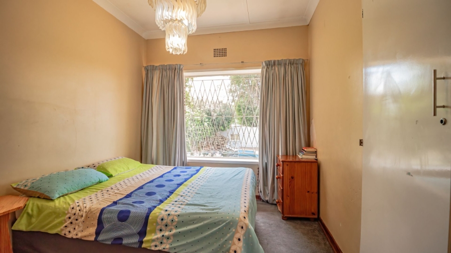 4 Bedroom Property for Sale in Mondeor Gauteng