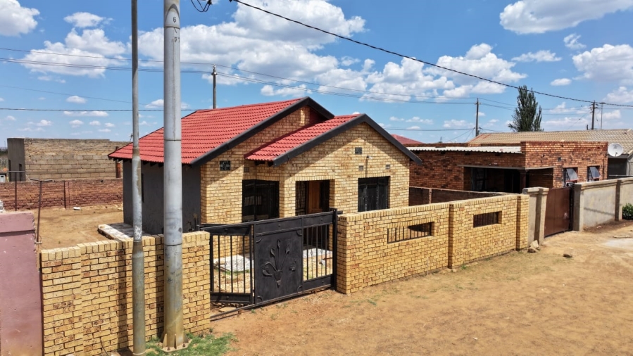 2 Bedroom Property for Sale in Stretford Gauteng