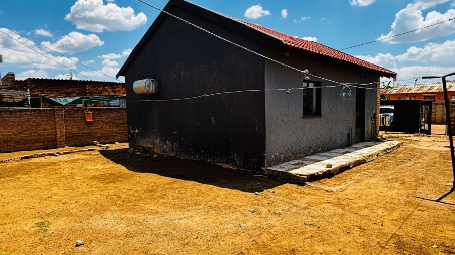 2 Bedroom Property for Sale in Orange Farm Gauteng