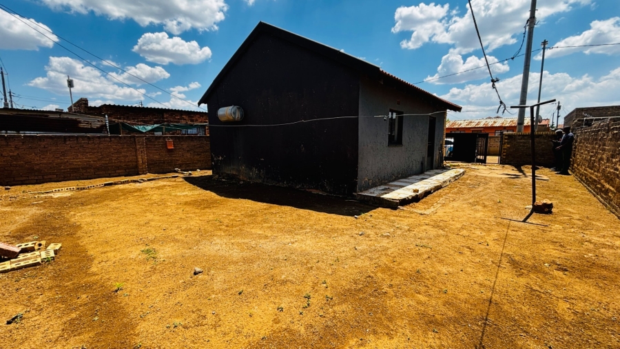 2 Bedroom Property for Sale in Orange Farm Gauteng