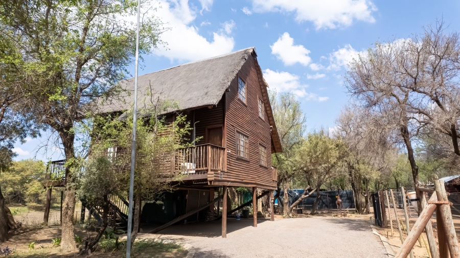 Commercial Property for Sale in Dinokeng Game Reserve Gauteng