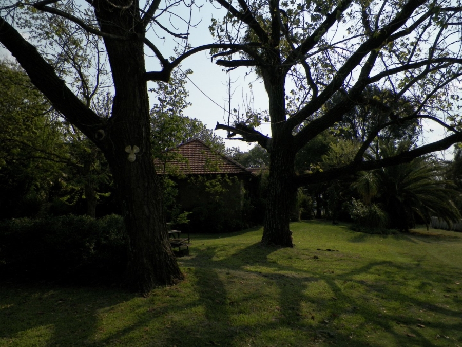 Commercial Property for Sale in Knopjeslaagte Gauteng