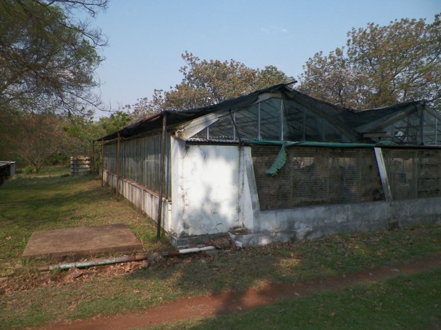 Commercial Property for Sale in Knopjeslaagte Gauteng