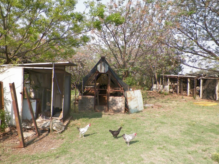 Commercial Property for Sale in Knopjeslaagte Gauteng