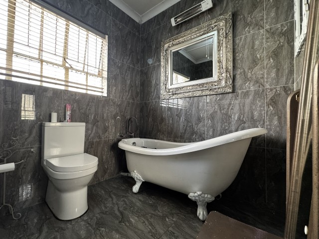3 Bedroom Property for Sale in Edleen Gauteng
