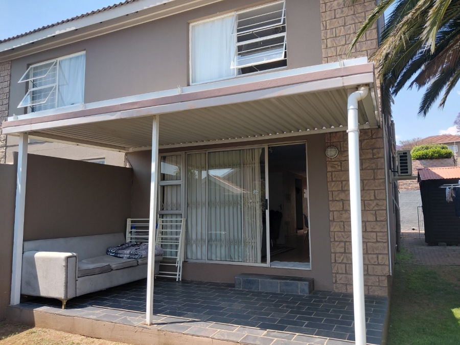 2 Bedroom Property for Sale in Kensington Gauteng