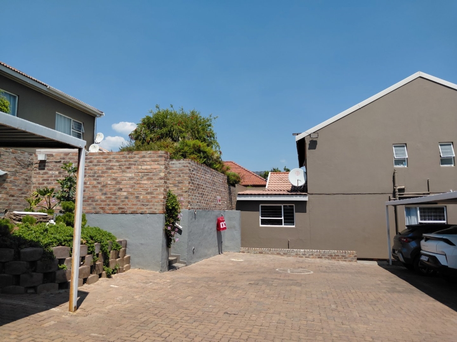 2 Bedroom Property for Sale in Kensington Gauteng
