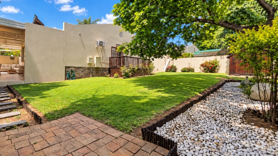 3 Bedroom Property for Sale in Lonehill Gauteng