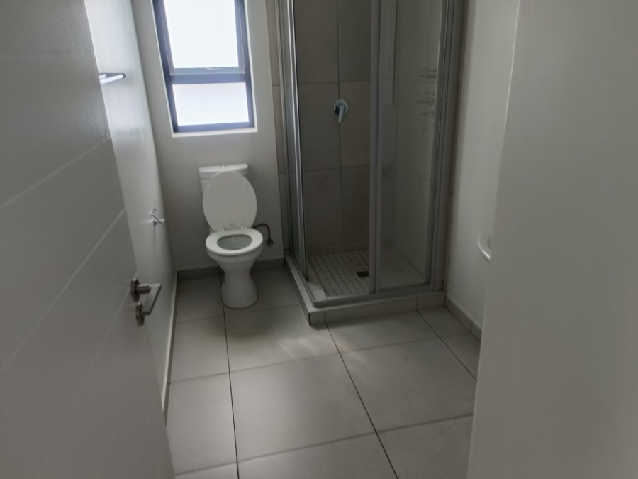 To Let 3 Bedroom Property for Rent in Broadacres Gauteng