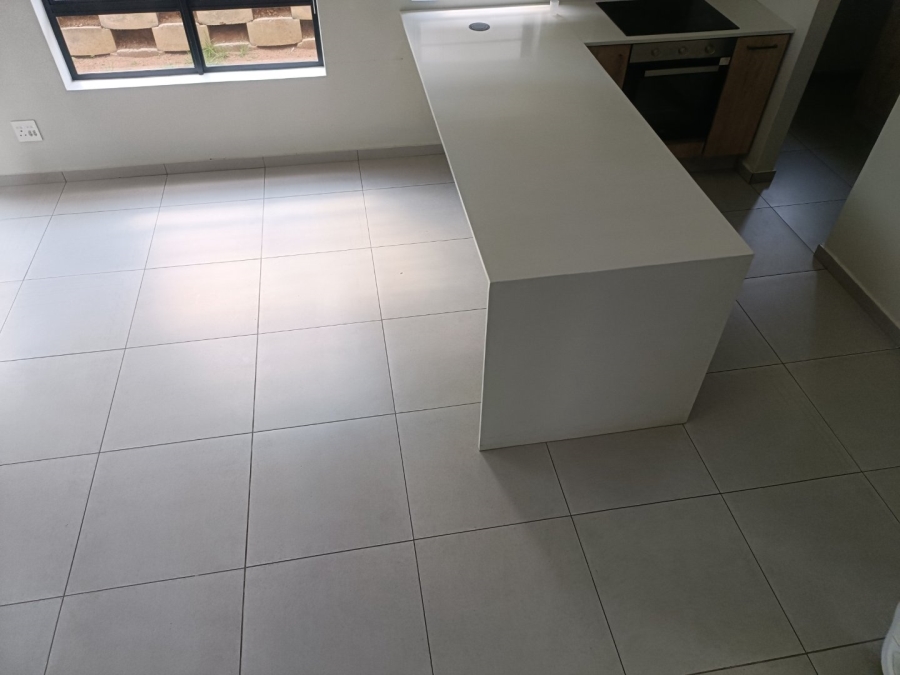 To Let 3 Bedroom Property for Rent in Broadacres Gauteng