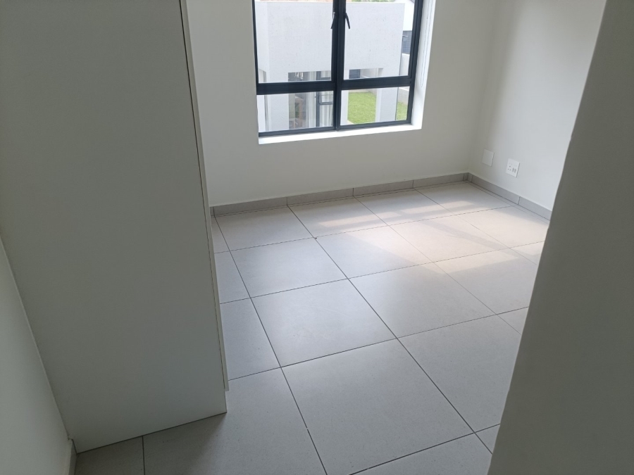 To Let 3 Bedroom Property for Rent in Broadacres Gauteng