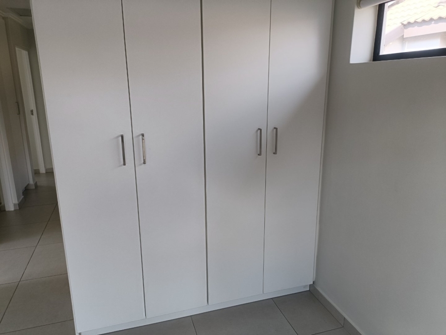 To Let 3 Bedroom Property for Rent in Broadacres Gauteng