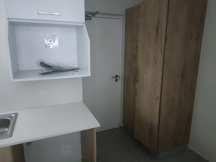 To Let 3 Bedroom Property for Rent in Broadacres Gauteng