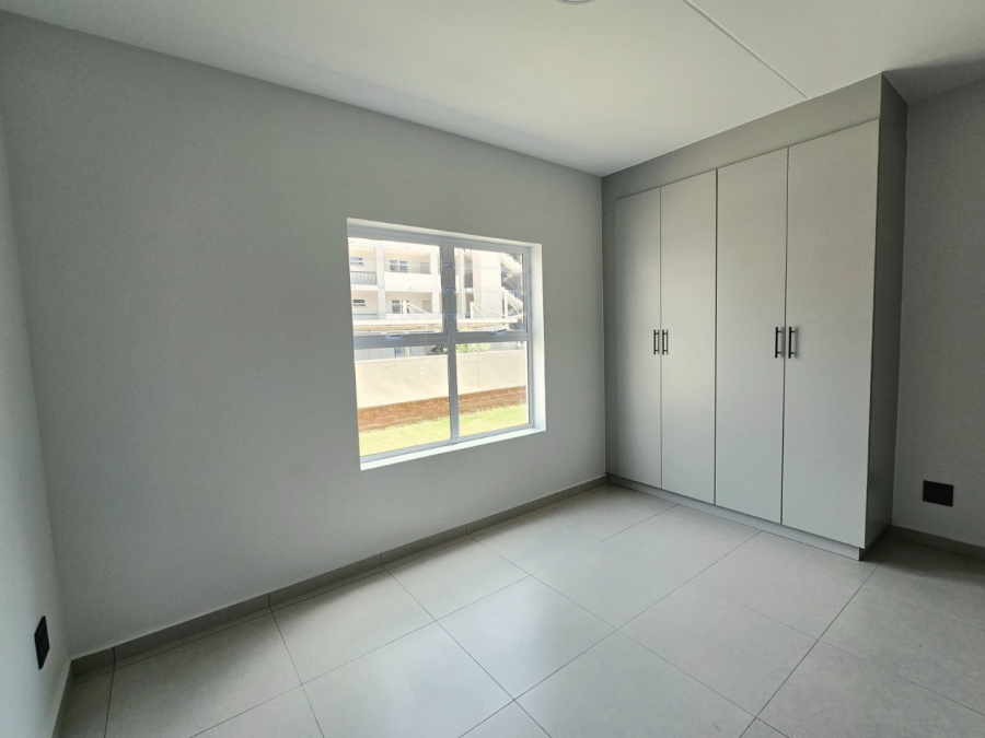 To Let 2 Bedroom Property for Rent in Magaliessig Gauteng