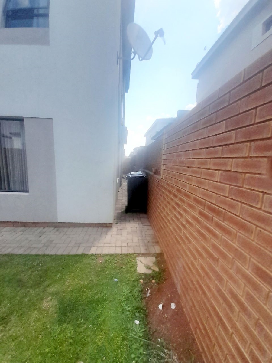 3 Bedroom Property for Sale in Thatchfield Ridge Gauteng