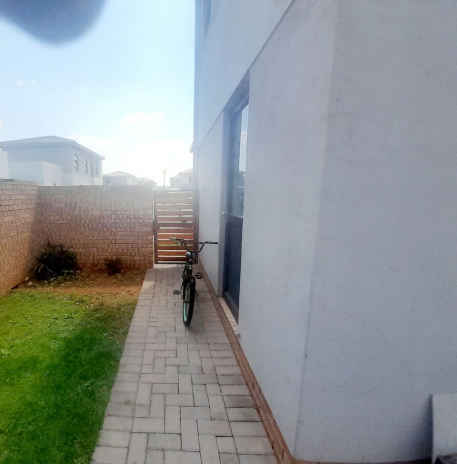 3 Bedroom Property for Sale in Thatchfield Ridge Gauteng