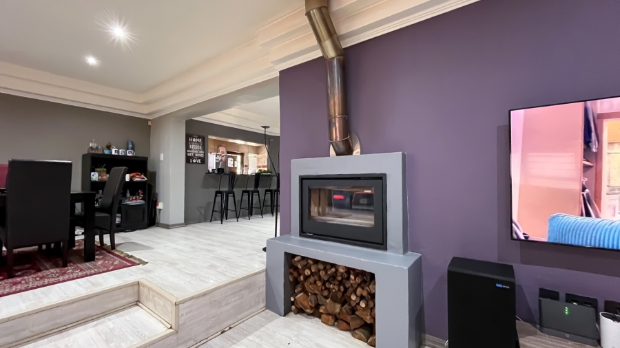 4 Bedroom Property for Sale in Highway Gardens Gauteng