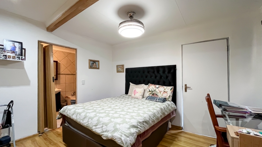4 Bedroom Property for Sale in Highway Gardens Gauteng