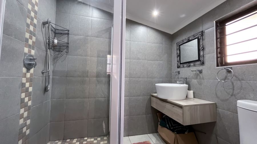 4 Bedroom Property for Sale in Highway Gardens Gauteng