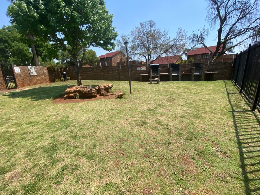 2 Bedroom Property for Sale in Highveld Gauteng