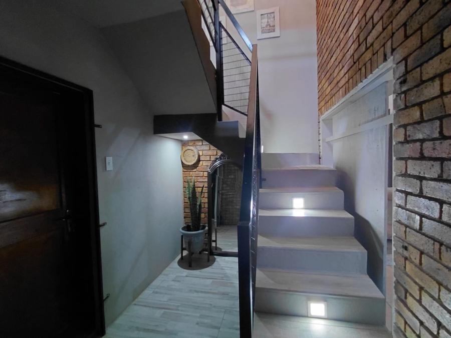 4 Bedroom Property for Sale in The Orchards Gauteng