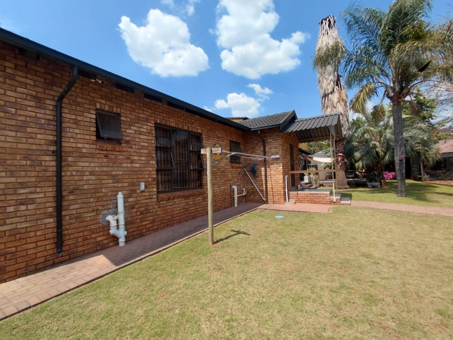 4 Bedroom Property for Sale in The Orchards Gauteng
