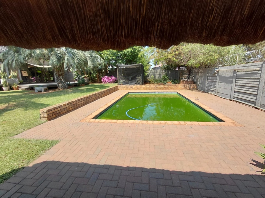 4 Bedroom Property for Sale in The Orchards Gauteng