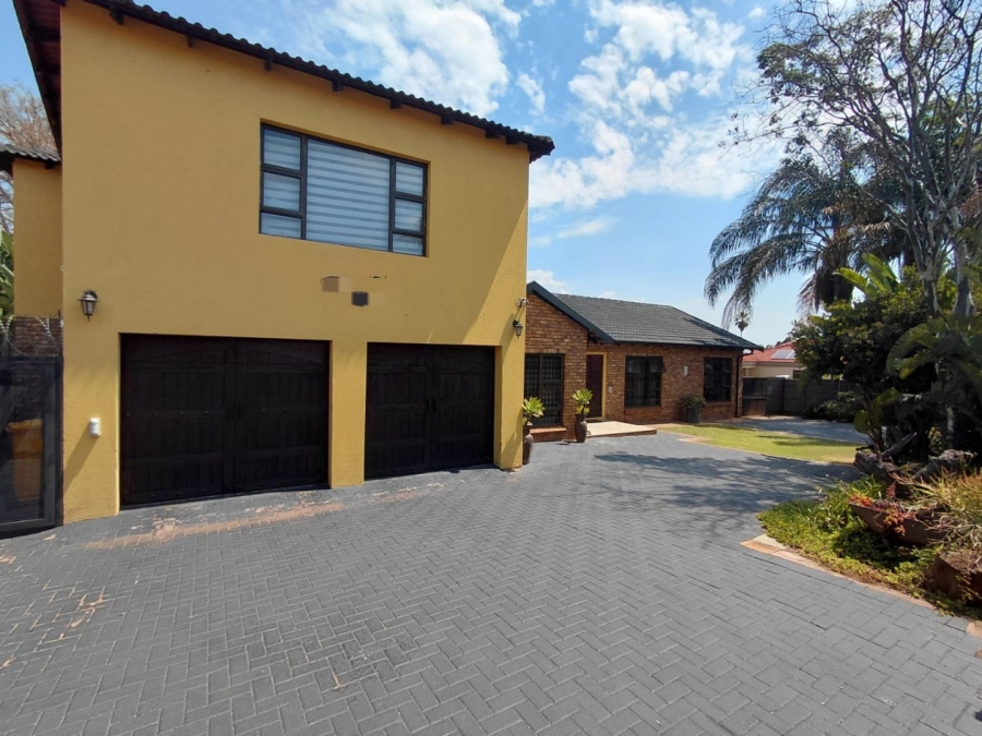 4 Bedroom Property for Sale in The Orchards Gauteng
