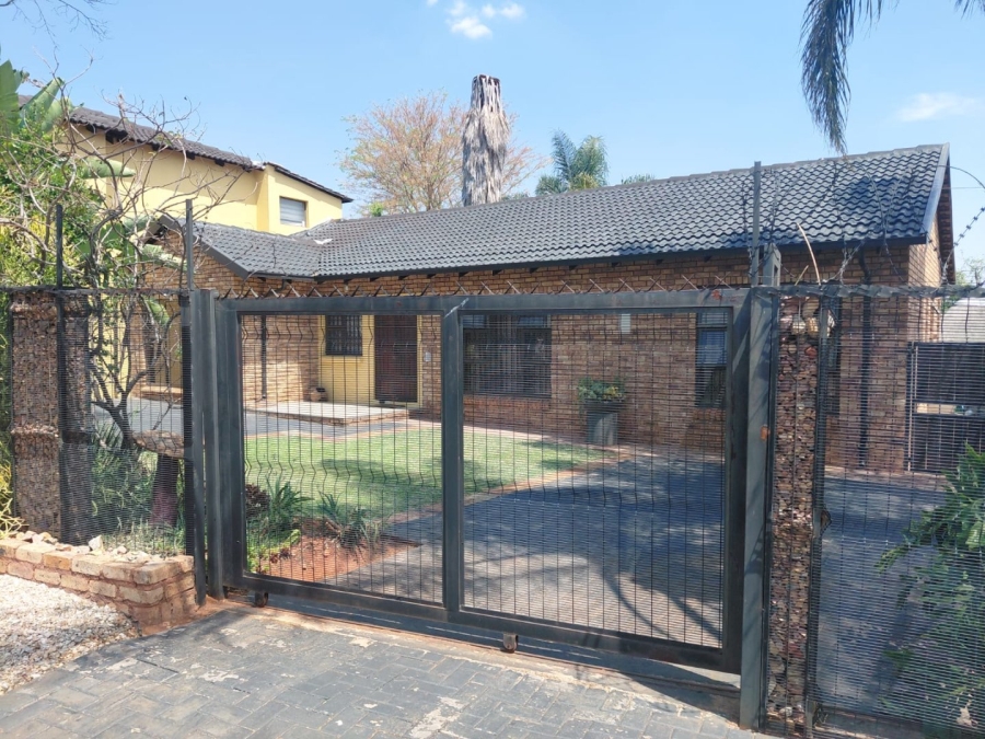 4 Bedroom Property for Sale in The Orchards Gauteng