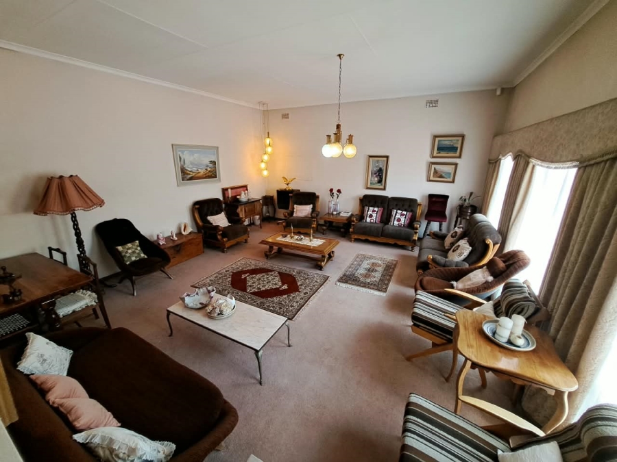 5 Bedroom Property for Sale in Visagie Park Gauteng