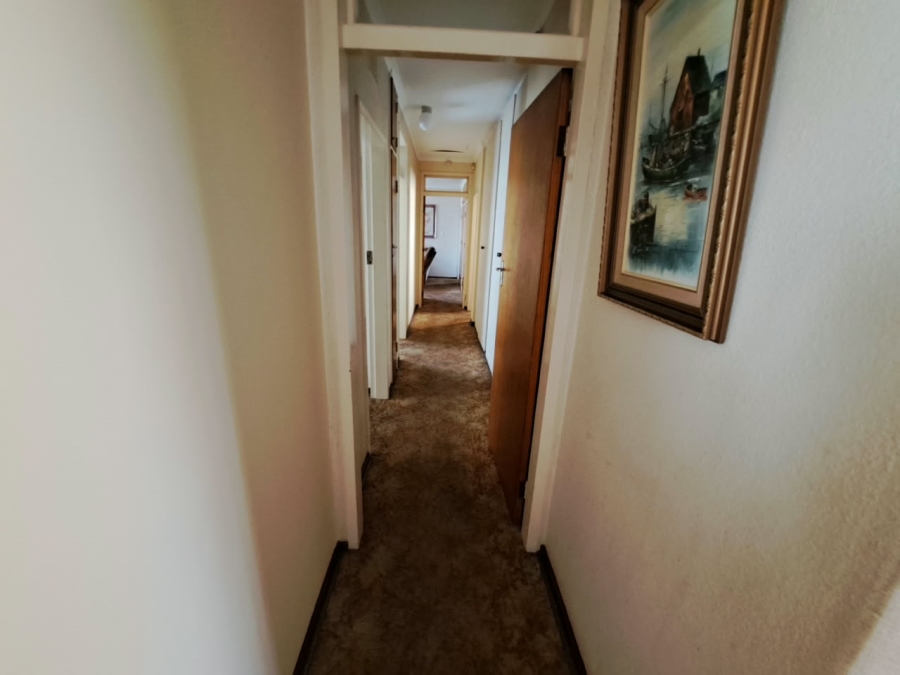 5 Bedroom Property for Sale in Visagie Park Gauteng