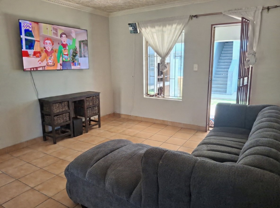 2 Bedroom Property for Sale in Crystal Park Gauteng