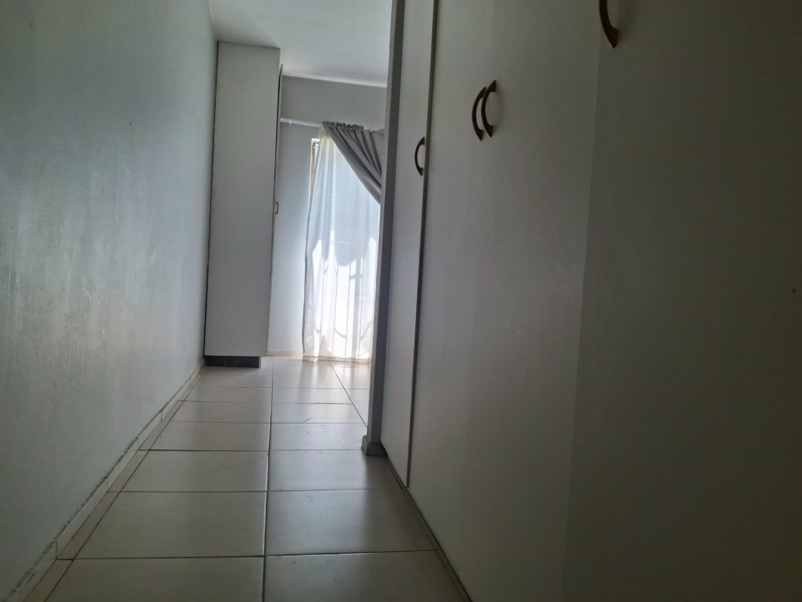 2 Bedroom Property for Sale in Crystal Park Gauteng