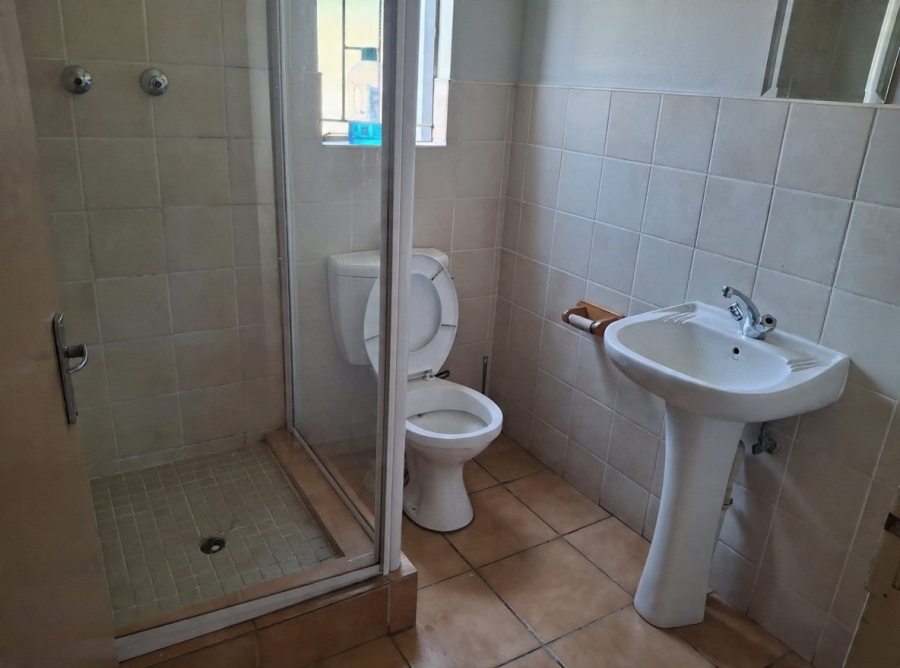 2 Bedroom Property for Sale in Crystal Park Gauteng