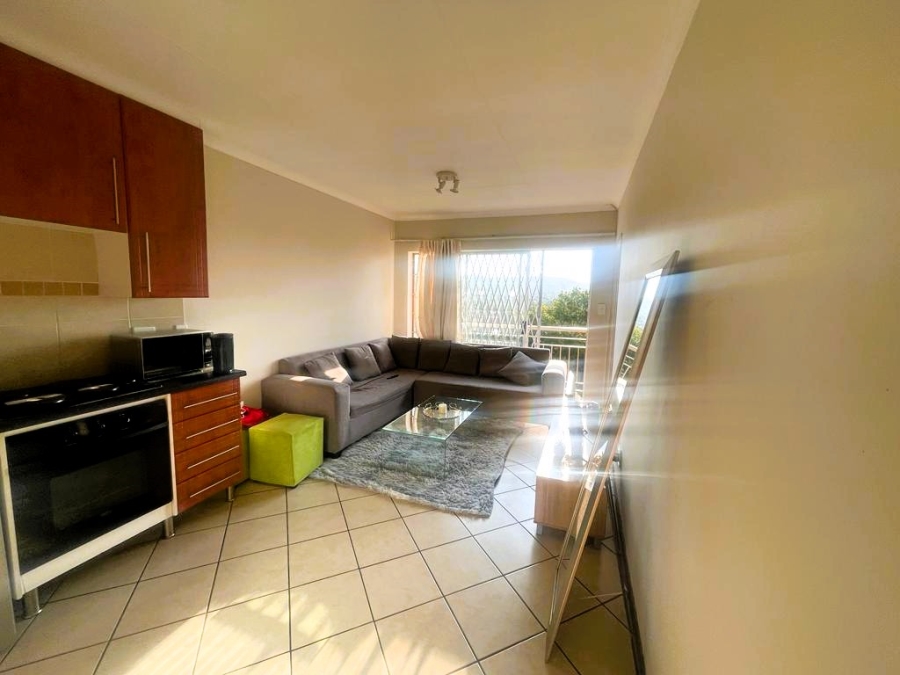 To Let 2 Bedroom Property for Rent in Equestria Gauteng