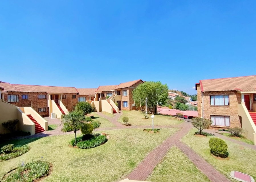 2 Bedroom Property for Sale in Winchester Hills Gauteng