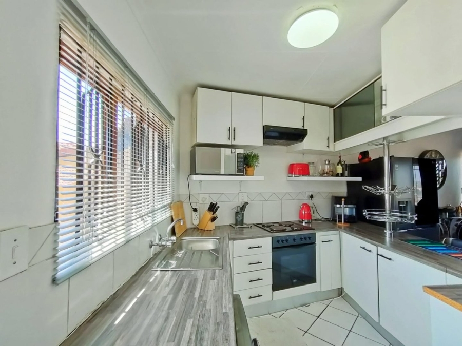 2 Bedroom Property for Sale in Winchester Hills Gauteng