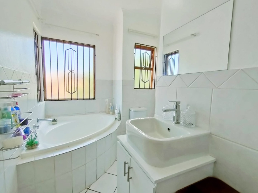 2 Bedroom Property for Sale in Winchester Hills Gauteng